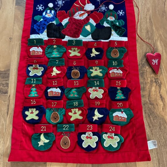 Vintage Prima Creations Fabric Advent Calendar With Snowman Mittens Design 2001 - Picture 1 of 7